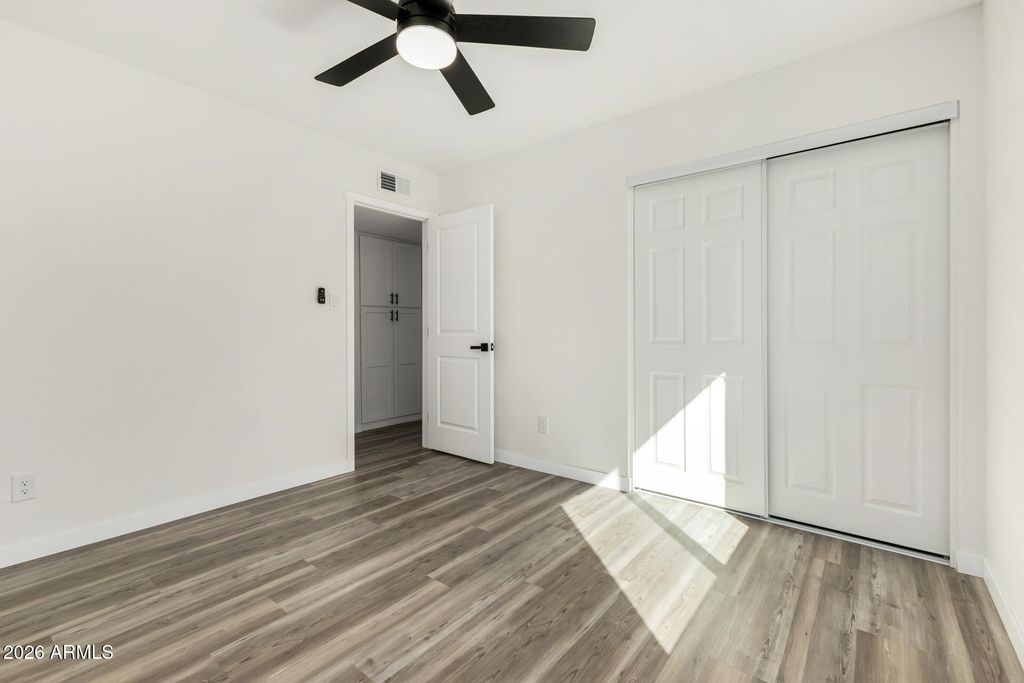 Image 31 of property listing at 2431 W PORTOBELLO Avenue, Mesa, AZ 85202