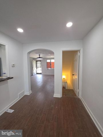 252 N 9TH ST, Darby, PA 19023
