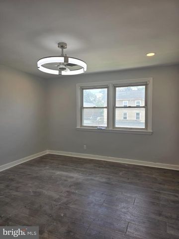 252 N 9TH ST, Darby, PA 19023