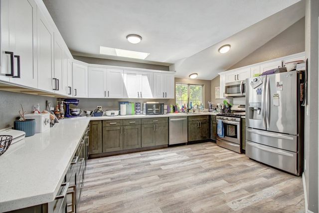 3917 Loreto, Sacramento, CA 95821