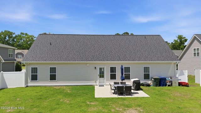 405 Cheltenham Drive, Greenville, NC 27834