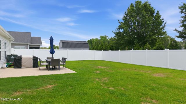 405 Cheltenham Drive, Greenville, NC 27834