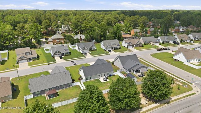 405 Cheltenham Drive, Greenville, NC 27834