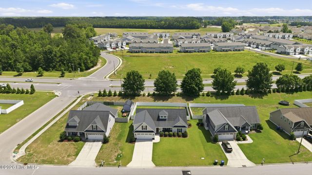 405 Cheltenham Drive, Greenville, NC 27834