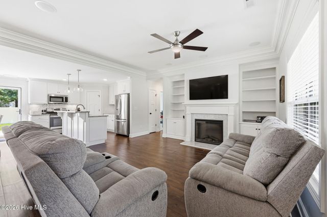 405 Cheltenham Drive, Greenville, NC 27834