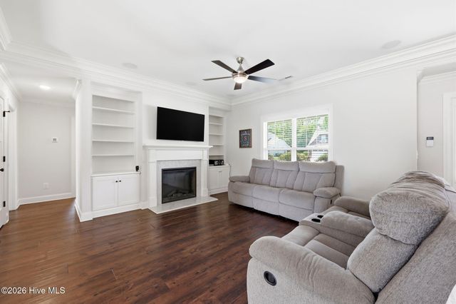 405 Cheltenham Drive, Greenville, NC 27834