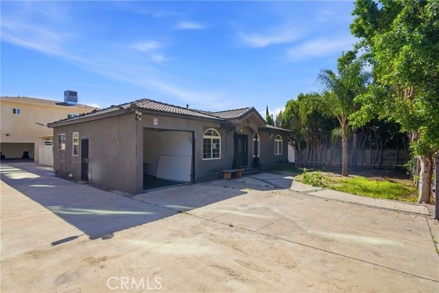 6742 Radford Avenue, North Hollywood (los Angeles), CA 91606