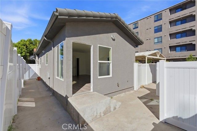 6742 Radford Avenue, North Hollywood (los Angeles), CA 91606