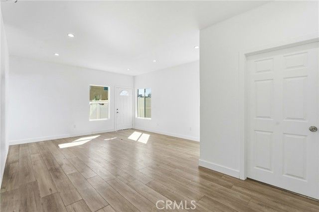 6742 Radford Avenue, North Hollywood (los Angeles), CA 91606