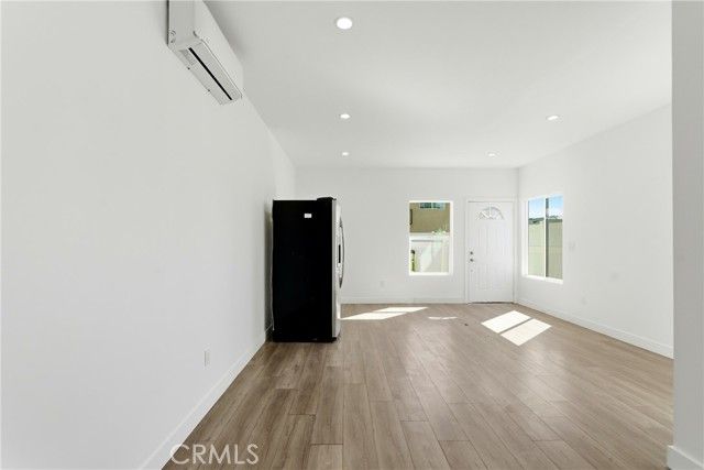 6742 Radford Avenue, North Hollywood (los Angeles), CA 91606