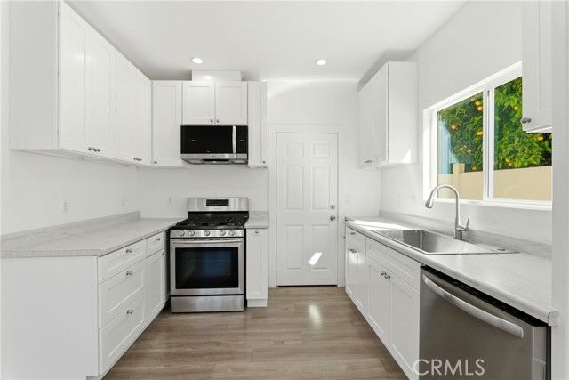 6742 Radford Avenue, North Hollywood (los Angeles), CA 91606