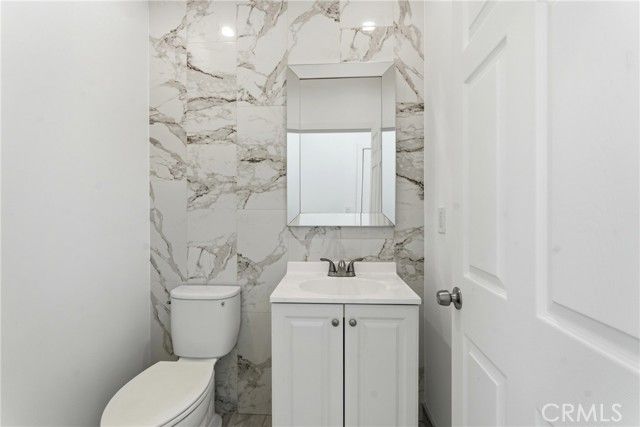 6742 Radford Avenue, North Hollywood (los Angeles), CA 91606