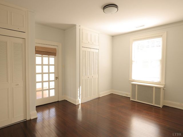 2142 Rivermont Avenue, Lynchburg, VA 24503