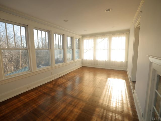 2142 Rivermont Avenue, Lynchburg, VA 24503