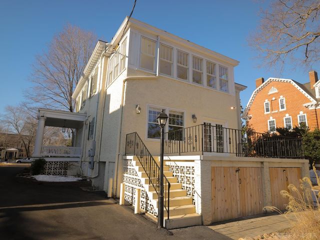 2142 Rivermont Avenue, Lynchburg, VA 24503