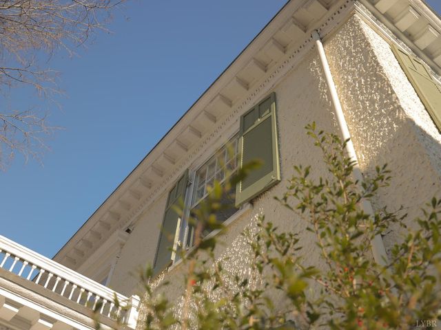 2142 Rivermont Avenue, Lynchburg, VA 24503