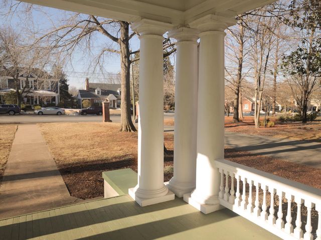 2142 Rivermont Avenue, Lynchburg, VA 24503