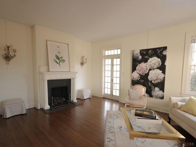 2142 Rivermont Avenue, Lynchburg, VA 24503