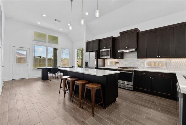12115 Hollow Marsh Drive, Santa Fe, TX 77510