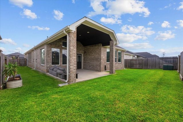 12115 Hollow Marsh Drive, Santa Fe, TX 77510