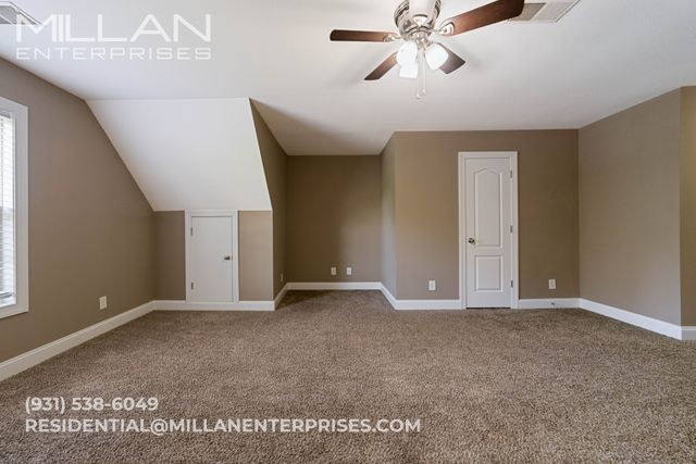 3564 Drake Rd, Adams, TN 37010