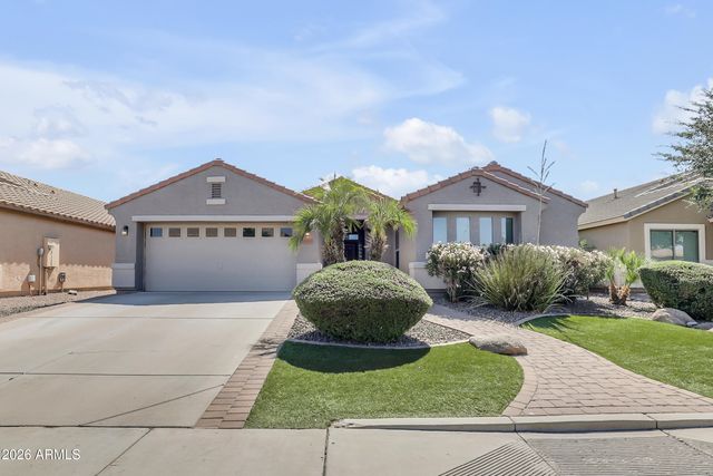 38333 N CAROLINA Avenue, San Tan Valley, AZ 85140