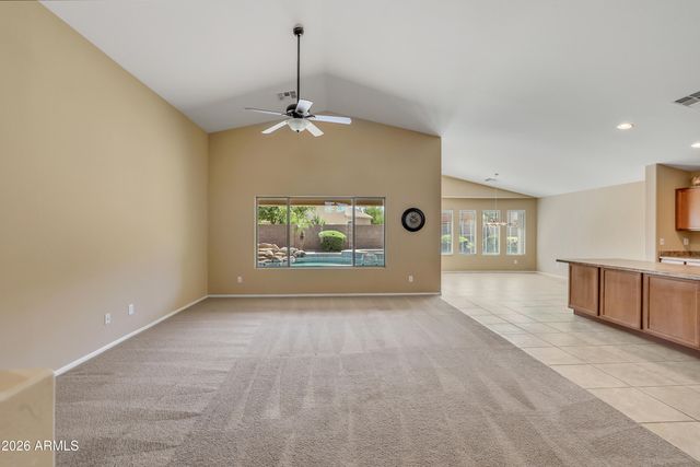 38333 N CAROLINA Avenue, San Tan Valley, AZ 85140