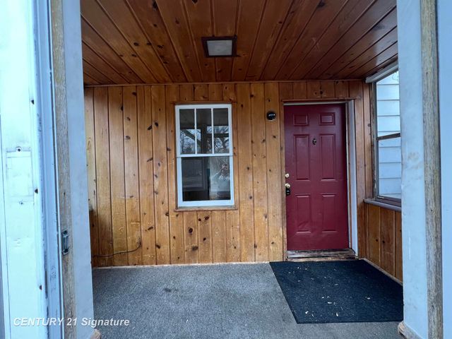 2233 S Niagara Street, Saginaw, MI 48602