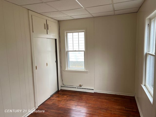 2233 S Niagara Street, Saginaw, MI 48602