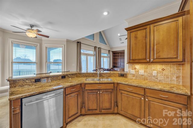 3708 Rock Bridge Drive NE, Conover, NC 28613