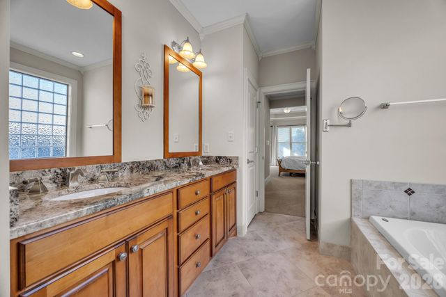 3708 Rock Bridge Drive NE, Conover, NC 28613