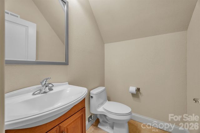 3708 Rock Bridge Drive NE, Conover, NC 28613