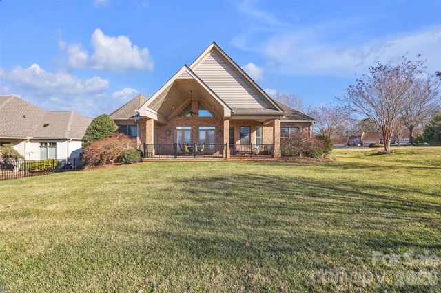 3708 Rock Bridge Drive NE, Conover, NC 28613