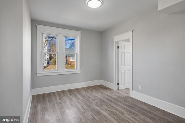 313 DELAWARE AVE, Palmyra, NJ 08065