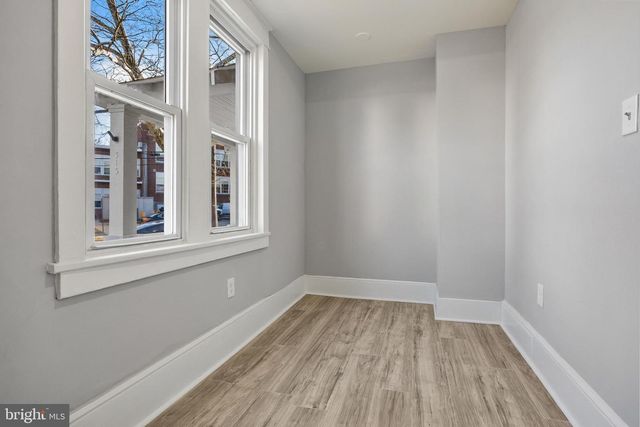 313 DELAWARE AVE, Palmyra, NJ 08065