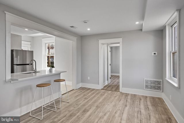 313 DELAWARE AVE, Palmyra, NJ 08065