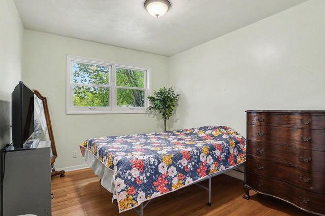 514 W Melody Avenue, Portage, MI 49024