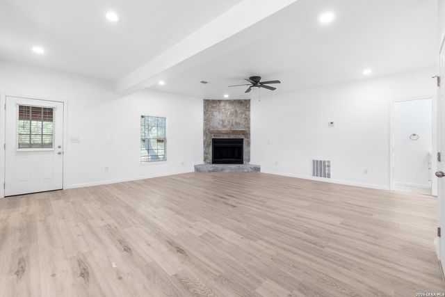 323 Lakeside, Lakehills, TX 78063
