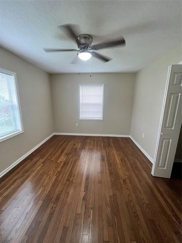6708 Saint Augustine Street, Houston, TX 77021
