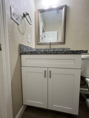 6708 Saint Augustine Street, Houston, TX 77021