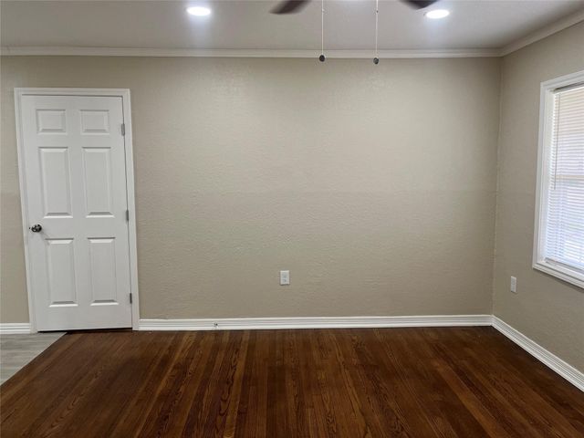 6708 Saint Augustine Street, Houston, TX 77021