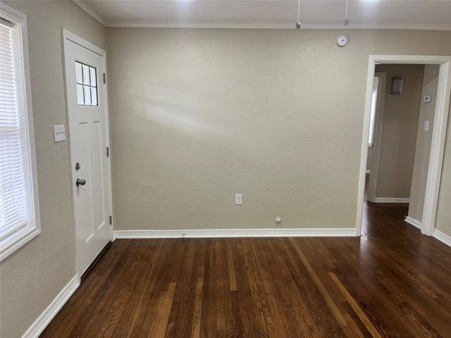 6708 Saint Augustine Street, Houston, TX 77021