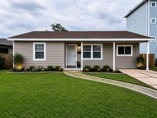 6708 Saint Augustine Street, Houston, TX 77021