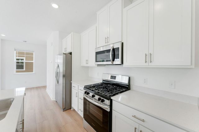 11064 203rd Street W, Lakeville, MN 55044