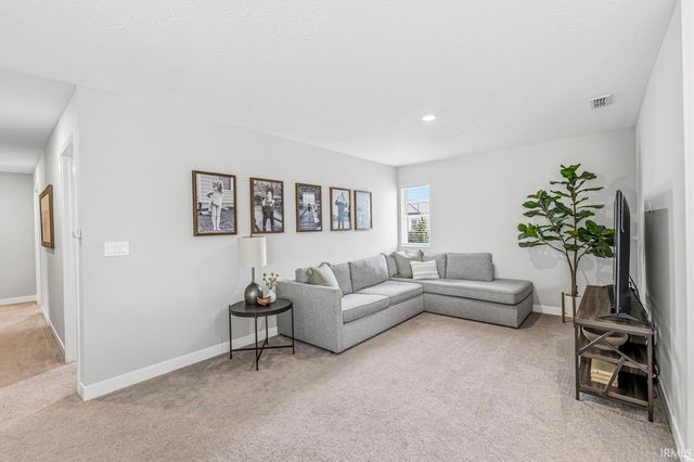 17331 Americana Xing, Noblesville, IN 46060