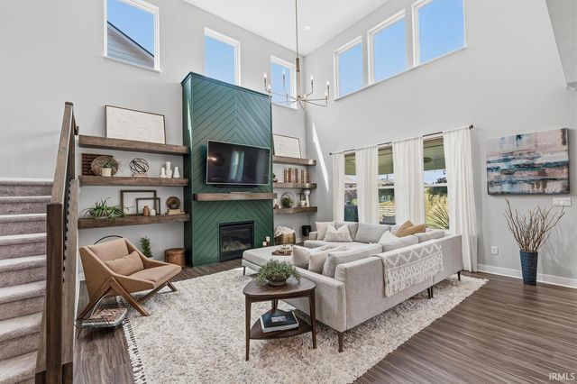 17331 Americana Xing, Noblesville, IN 46060
