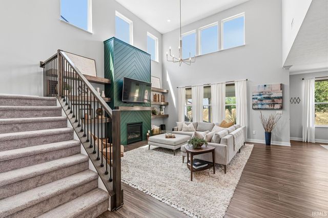 17331 Americana Xing, Noblesville, IN 46060