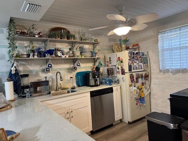 3241 Holiday Springs Boulevard 108, Margate, FL 33063