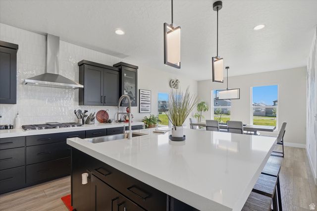 868 N 2125 W, Layton, UT 84041