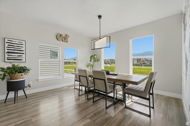 868 N 2125 W, Layton, UT 84041